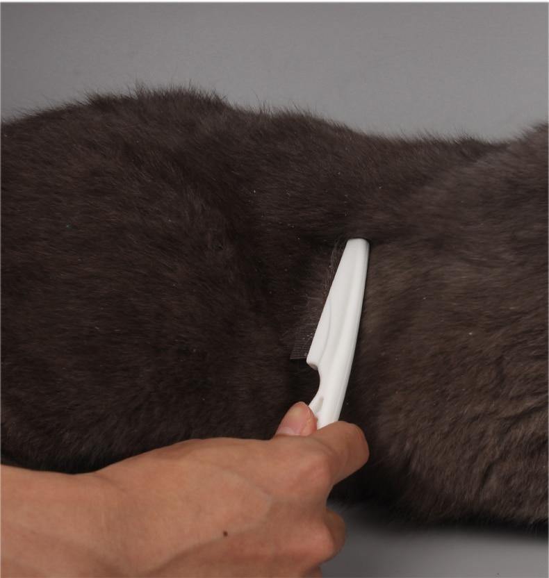 Fine-Tooth Pet Grooming Comb